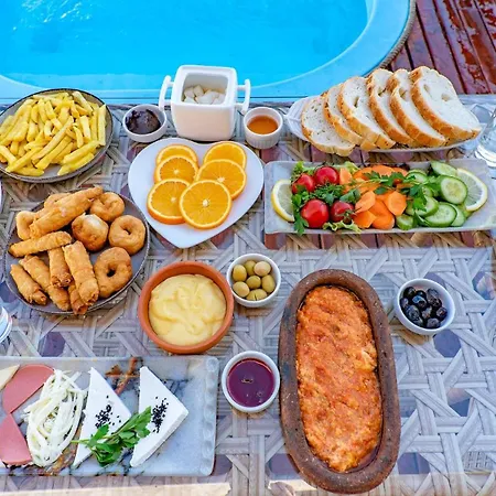בקתה Corner Life My Garden Turizm Restorant Tic Ltd St ספנג'ה