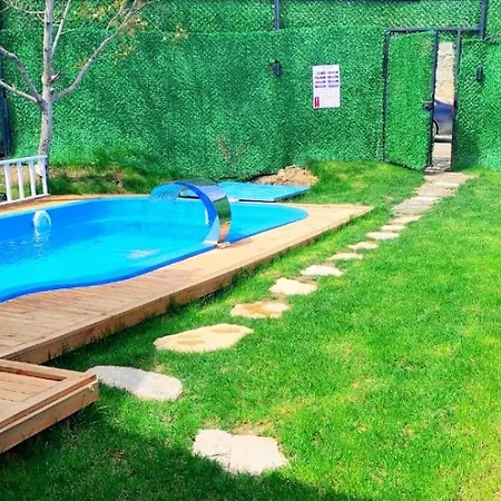 בקתה Corner Life My Garden Turizm Restorant Tic Ltd St *
